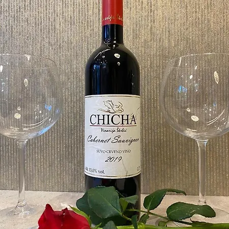 Ivart, City Center, Lux 2br Apartment, 2 Queen Size Beds Appartamento *