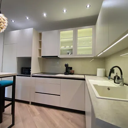 Appartamento Ivart, City Center, Lux 2br Apartment, 2 Queen Size Beds Belgrado