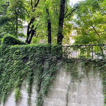 Ivart, City Center, Lux 2br Apartment, 2 Queen Size Beds Appartamento *